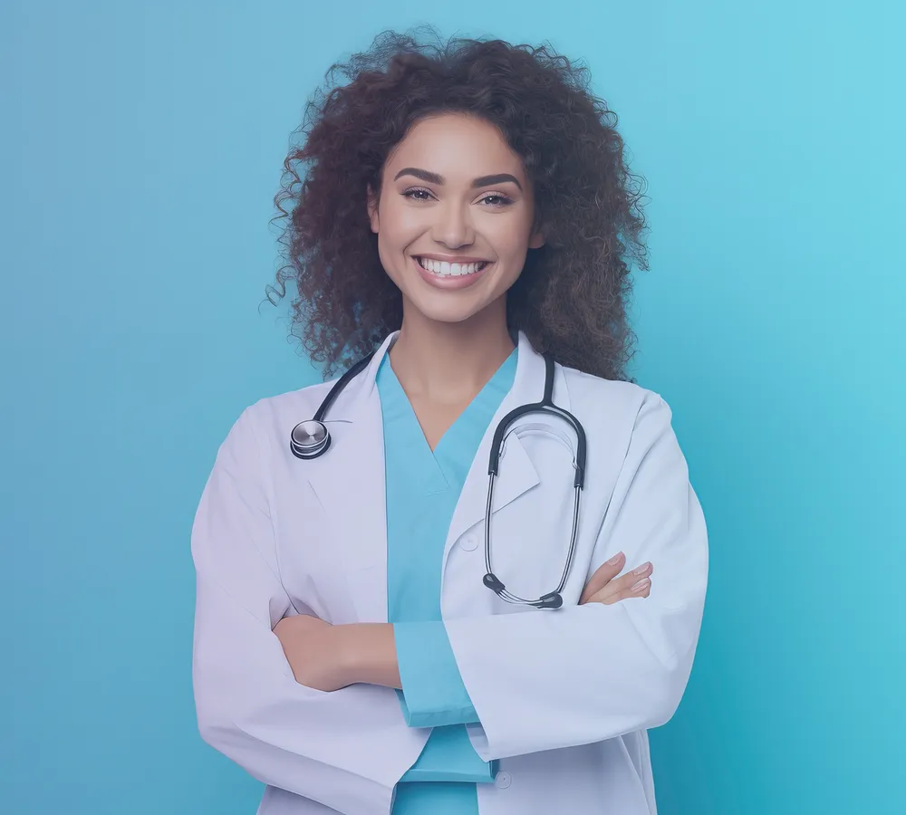 Médica Cirugiã Dermatológica sorrindo e olhando para frente